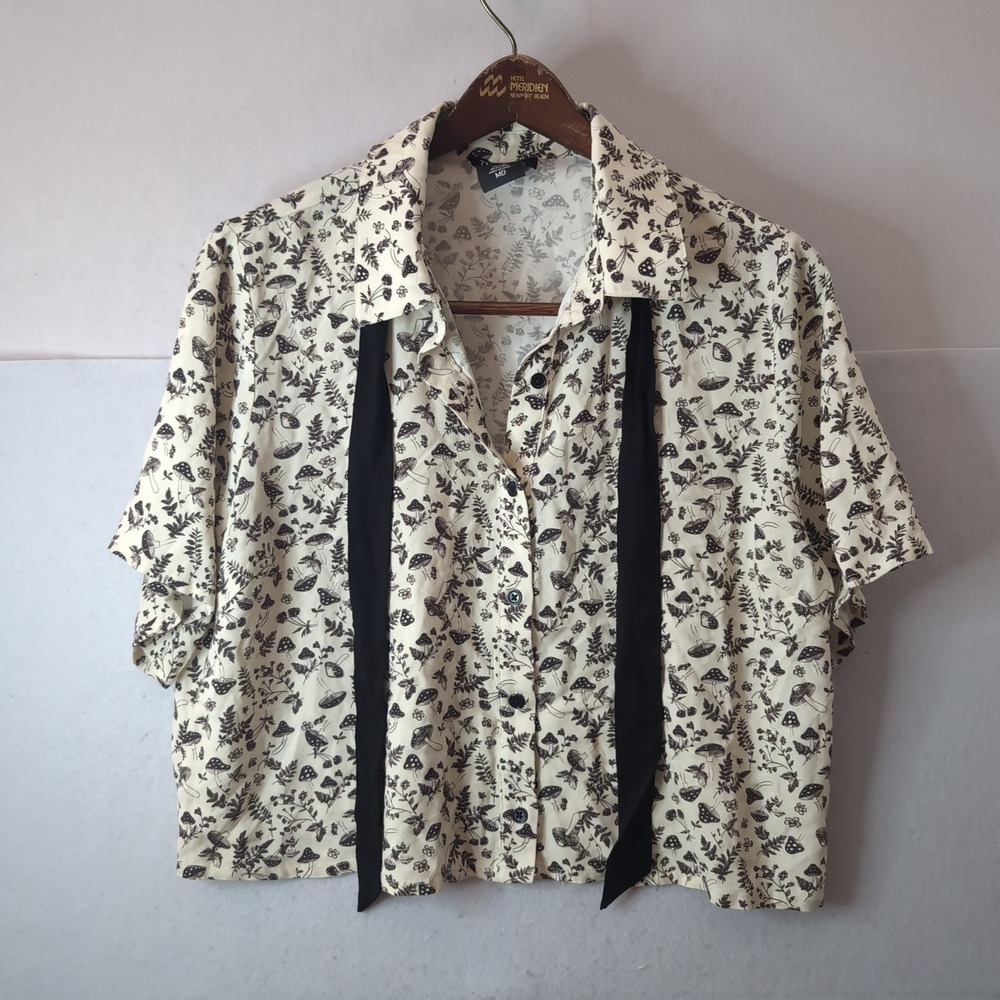 Thorn & Fable Mushroom Fern Print Rayon Button Down Shirt Cream Black Medium